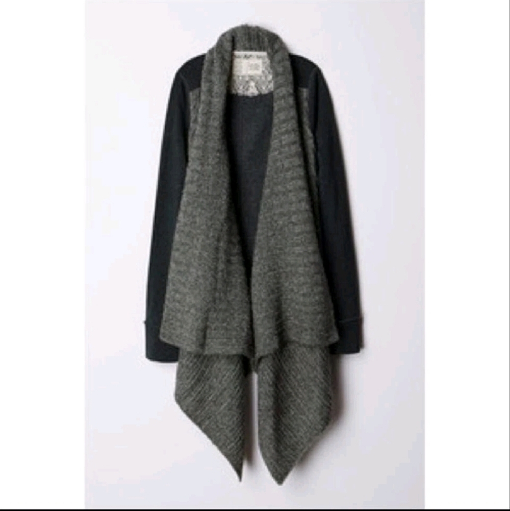 Anthropologie Saturday Sunday Casado Waterfall Open-Front Cardigan.